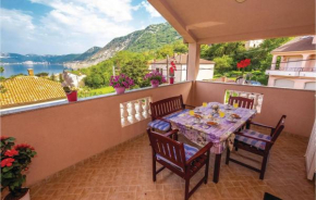 1 Bedroom Stunning Apartment In Bakarac